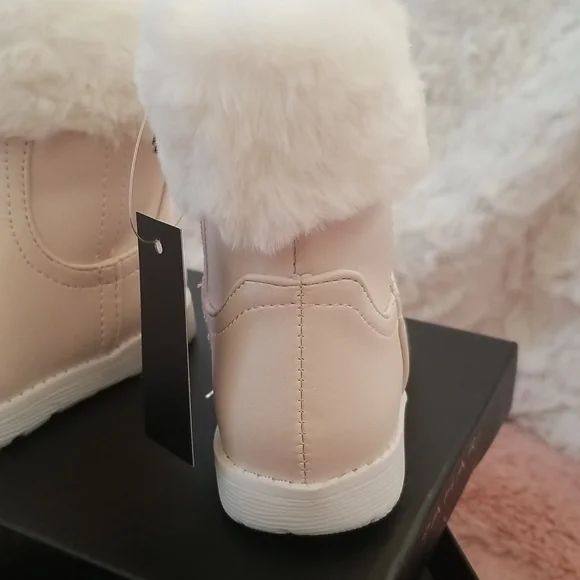 TAHARI Blush Shimmer Size 5 Toddler Boot NIB - Picture 4 of 8